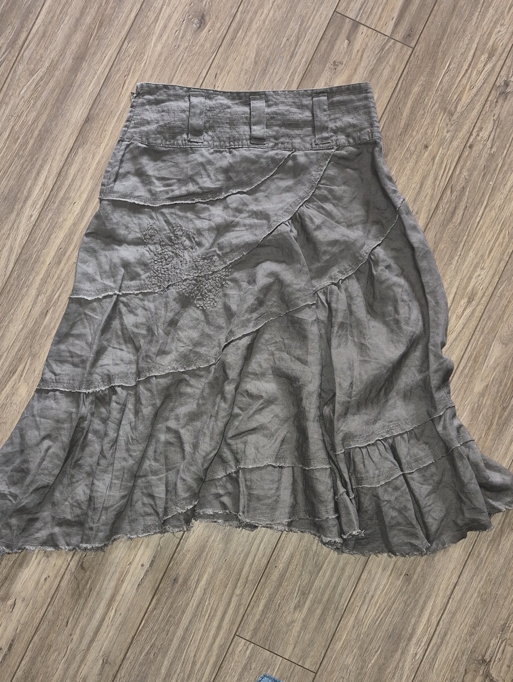 Women’s Y2K Tiered A-Line Skirt in Light Brown